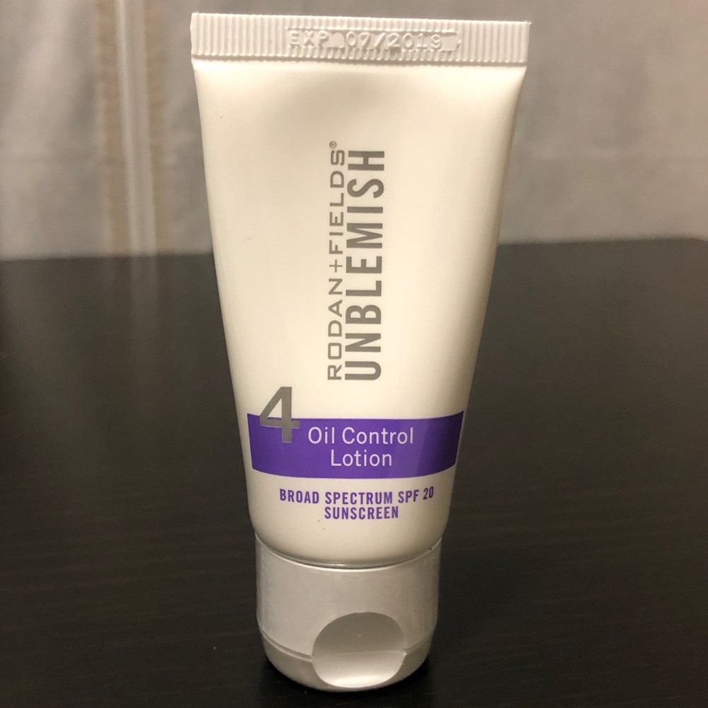NEW✨ Rodan and Fields UNBLEMISH Oil Control Lotion